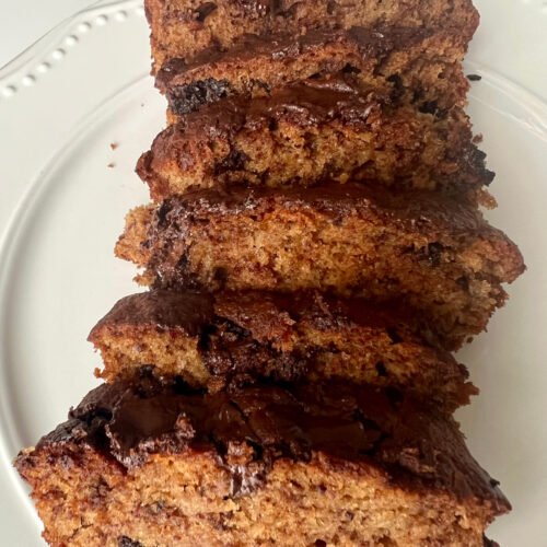 Suklaa-Banaanileipä (Koko Vuokakakku, 27 cm)