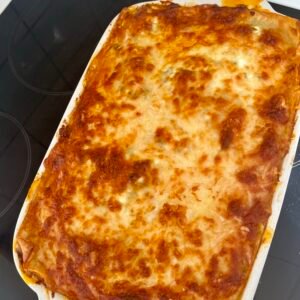 Kotilasagne Oulu, käsintehty lasagne, noutoruoka Patela, valmis kotiruoka Oulu, tilausleipomo Oulu